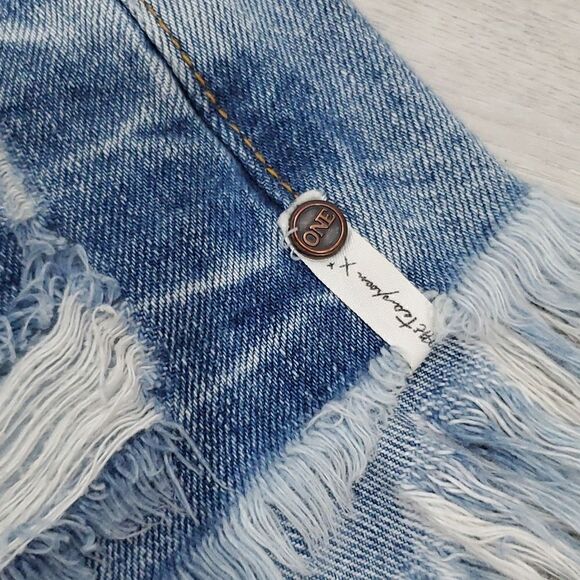 ONE TEASPOON,Women’s Denim,40/40 MINI SKIRT, BUTTON FLY - SIZE 24 - Picture 3 of 9